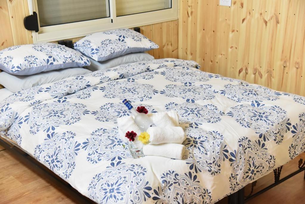 Apartamento מפגש הדובדבן Buq'ata Exterior foto